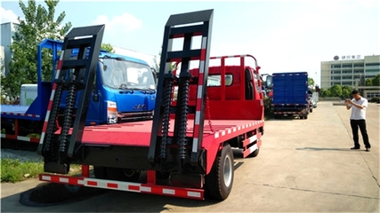 內(nèi)蒙古錫林郭勒盟 二手平板車拖車行業(yè)領(lǐng)跑者與優(yōu)質(zhì)銷售服務(wù)